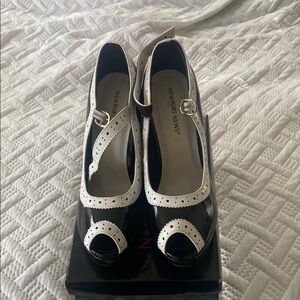 Newport News Black and White Heels with Elegant Design
